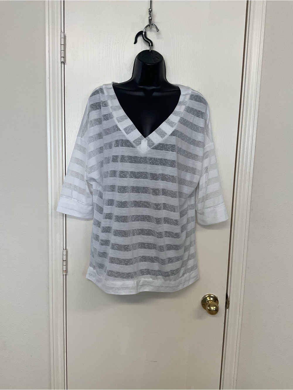 Half Moon V-Neck Short Sleeve Tee